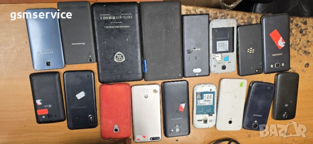 Телефони за части 