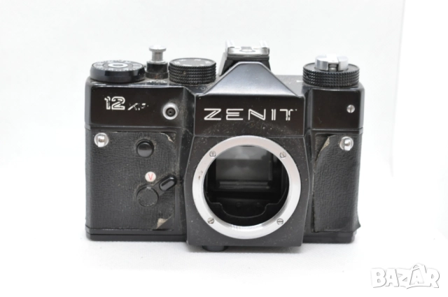 Фотоапарат Zenit 12XP - тяло