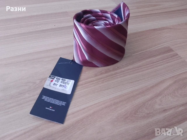 Нова копринена вратовръзка Tomy Hilfiger (Made in Italy)