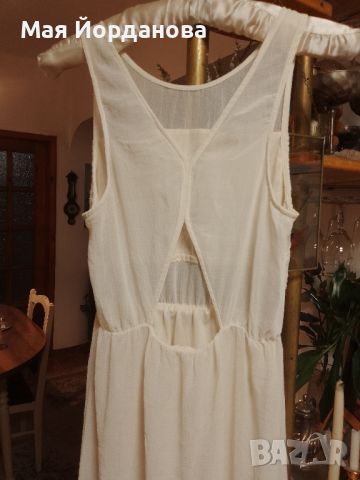 Ефирна бяла дълга рокля, гарнирана с изящна дантела. размер S,M., снимка 5 - Рокли - 45776744