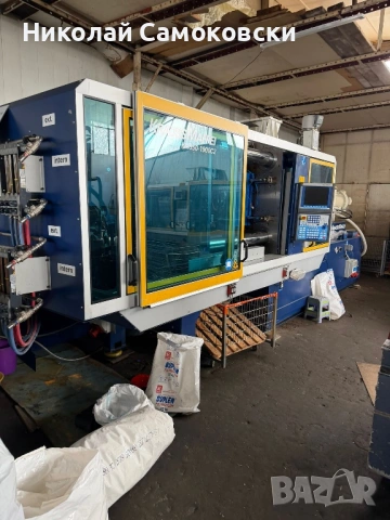 Продавам шприцавтомат KraussMaffei KM 350-1900 C2, снимка 2 - Други машини и части - 54132323