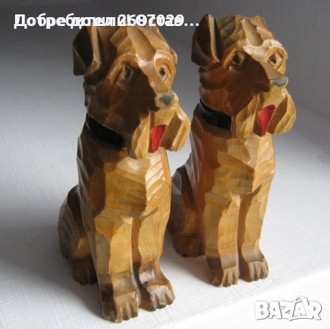Кучета:  куче териер, дакел стар дървен пепелник фигура, табела предупреждение чугун, куче пепелници, снимка 3 - Други - 31802419