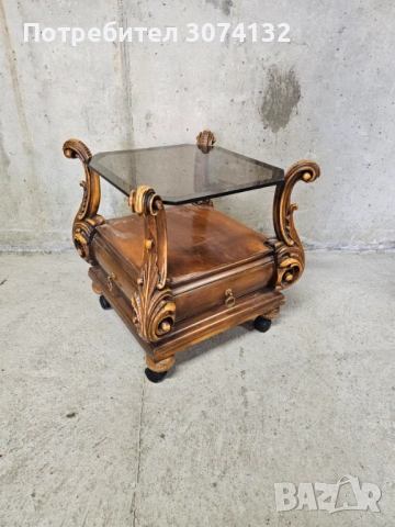 Елегантна италианска холна масичка, снимка 3 - Маси - 53566427