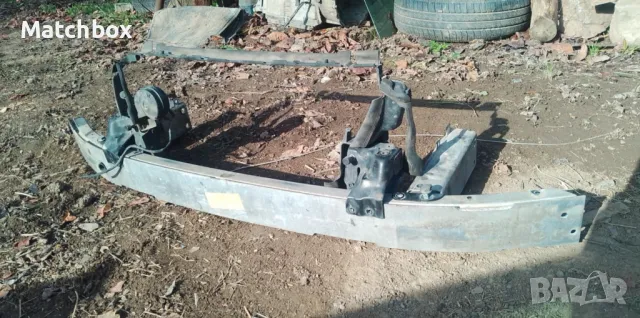 Греда предна броня за Мерцедес W211 280 2004г