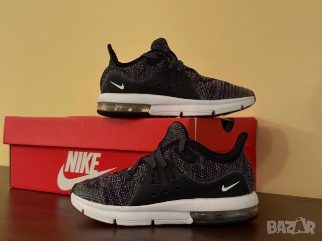 Детски маратонки Nike Air Mad Sequent 3 | 29,5, снимка 3 - Детски маратонки - 52517135