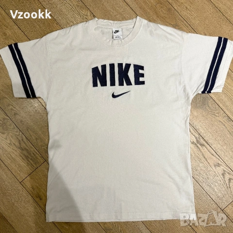 Мъжкя тениска Nike Retro Sportswear | Отговаря на L, снимка 2 - Тениски - 53697167