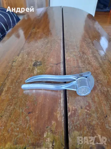 Стара алуминиева преса за чесън #23