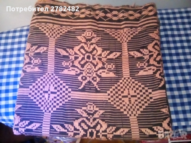 Ръчно тъкани къси килими и калъфка за възглавница