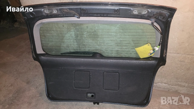 Продавам капак багажник за Toyota Avensis T25 , снимка 2 - Части - 53086253