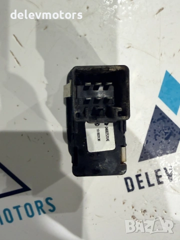 04602531AE копче за ел. стъкло от Jeep Cherokee (KK) 2.8 CRDI, engine ENS, automatic, 177 ph., 2009, снимка 4 - Части - 53602846