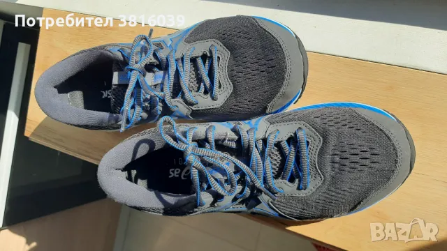 ASICS EUR 41,5 номер Мъжки спортни обувки за лека атлетика, снимка 1 - Маратонки - 43628272