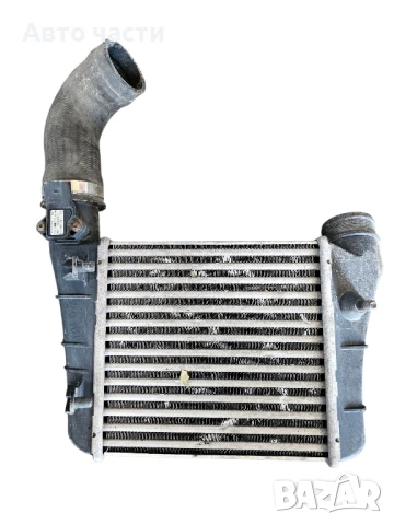 Интеркулер Audi A4 2.0 TDI 140 конски сили 8E0145805AA , снимка 2 - Части - 51131837