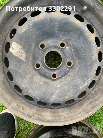 Стоманени джанти 15 от vw, снимка 2 - Гуми и джанти - 52679496