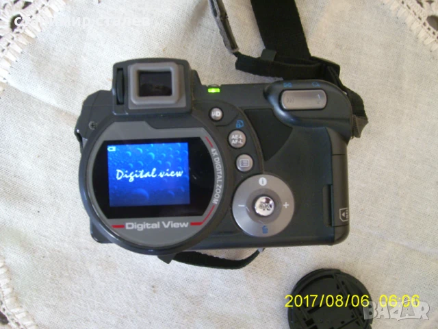 продавам фотоапарат, снимка 4 - Фотоапарати - 51361112