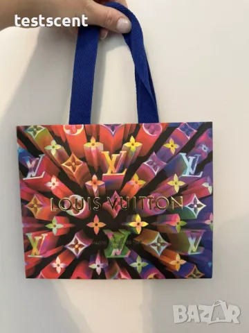 Бутикова подаръчна торба Louis Vuitton Multicolored 22x18.5 Holiday Shopping Bag , снимка 2 - Чанти - 48230719