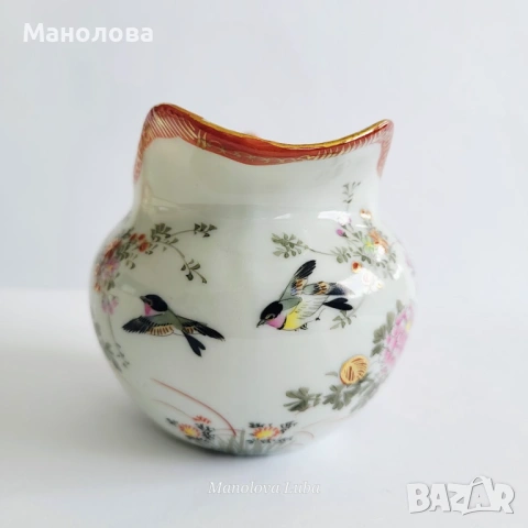 Японска порцеланова каничка за мляко 梅村 (Umemura) в стил Kutani., снимка 2 - Други ценни предмети - 54017332