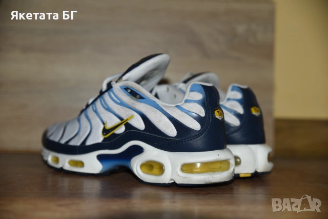 Nike Air Max Plus White Navy Gold, оригинални, номер 43, снимка 4 - Маратонки - 53947725