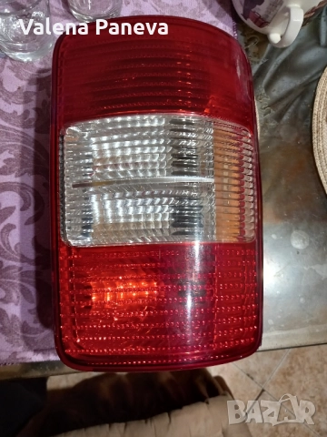 Заден ляв стоп за WV CADY 2008-2010 год., снимка 2 - Аксесоари и консумативи - 52344360