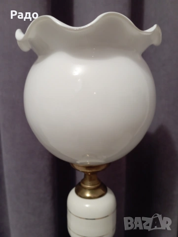 Комплект от две порцеланови лампи с бели стъклени абажури, снимка 5 - Настолни лампи - 52035605