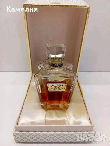 Ретро винтидж парфюм 