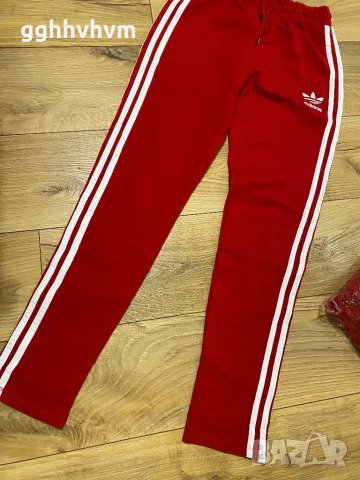 Екип на adidas, снимка 2 - Спортни екипи - 48790420