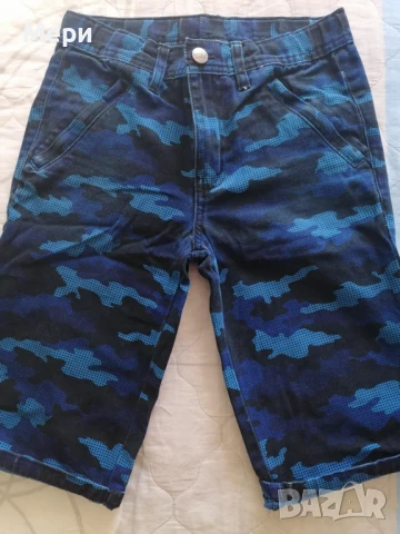 Две 3/4 панталончета и тениска за 10-11 годишно момче, снимка 4 - Детски панталони и дънки - 51395824