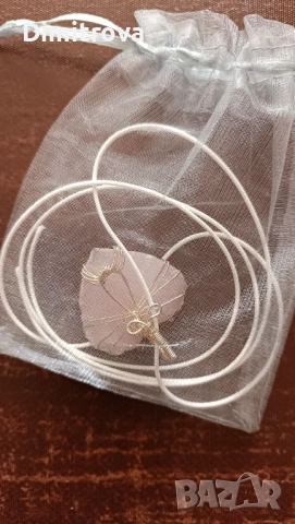 Колие сърце с инкрустация, снимка 2 - Колиета, медальони, синджири - 53292516