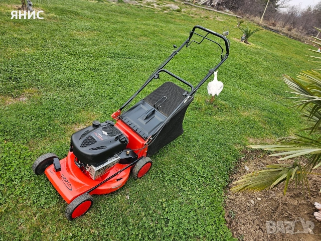 САМОХОДНА МОТОРНА КОСАЧКА BRIGGS&STRATTON. КАТО НОВА. , снимка 3 - Градинска техника - 53877167