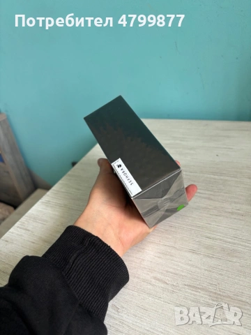 Valentino born in roma coral fantasy , снимка 2 - Мъжки парфюми - 54226856