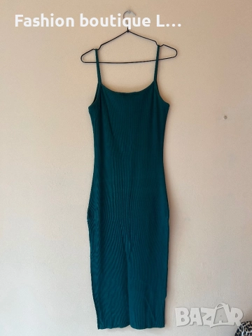 Тъмно зелена рипсена вталена рокля 40 размер 👗Състава е памук и еластант 👗 👗👗👗👗, снимка 5 - Рокли - 52051355