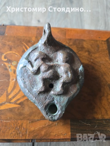 Антична бронзова маслена лампа 