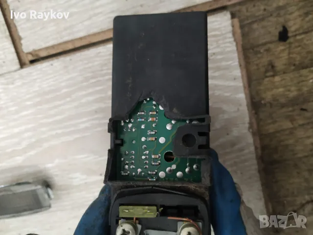 Реле, Модул Перки за охлаждане, VW Golf 3 1.9 TDI, 357 919 506 A, снимка 2 - Части - 49496937