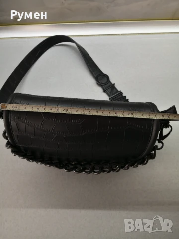 Valentino Bags черна чанта, снимка 12 - Чанти - 51059974