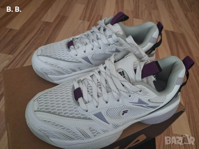 Дамски маратонки Fila, снимка 3 - Маратонки - 54135778