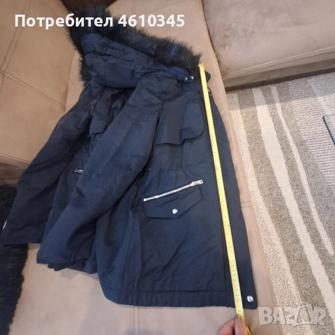 XS-Размер на ZARA използвано няма забележки.......