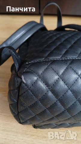 Оригинална дамска раница GUESS , снимка 3 - Раници - 53118362