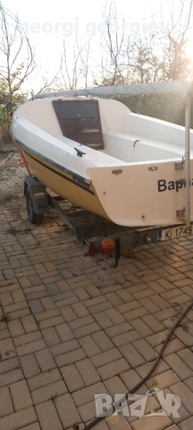 Ветроходна яхта, снимка 11 - Воден транспорт - 53114230
