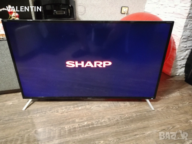 TV 42" android SHARP, снимка 2 - Телевизори - 53913167