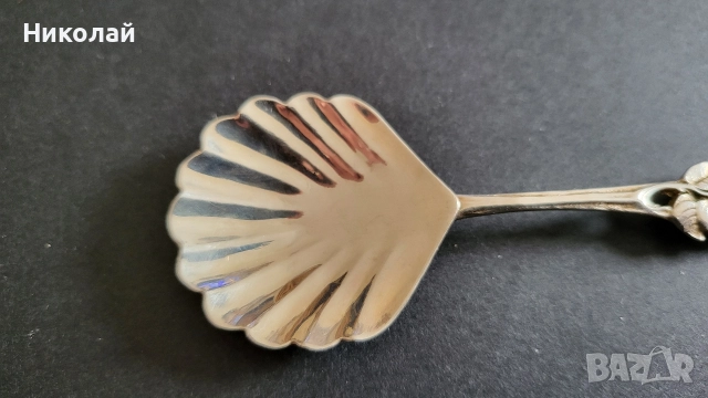 Много красива сребърна лъжичка, лъжица , снимка 3 - Антикварни и старинни предмети - 52997163