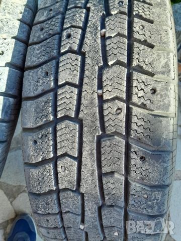 Два броя гуми свалени от Honda crv 1, снимка 4 - Гуми и джанти - 45234789