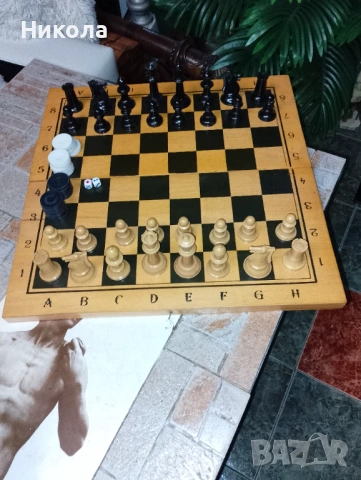 Шах табла 48/48 от соца с фигури и пулове, снимка 2 - Къмпинг мебели - 51628607