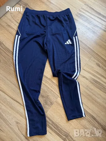 Оригинална скосена мъжка долница Adidas ! M, снимка 1 - Спортни дрехи, екипи - 49596601