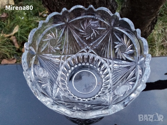 Кристална купа, снимка 3 - Чинии - 52945254