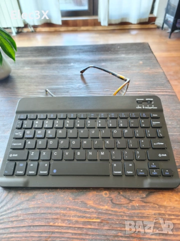 Bluetooth клавиатура, снимка 4 - Клавиатури и мишки - 53921911