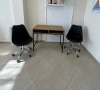 3 броя бюра и два стола, снимка 2