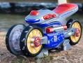Каскадна, светеща играчка мотор, въртяща се на 360 градуса с подвижни гуми , снимка 2