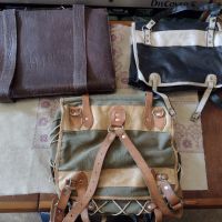 Стари чанти и раница, снимка 2 - Антикварни и старинни предмети - 45697306