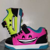 Маратонки обувки с колелца HEELYS , снимка 1 - Детски маратонки - 45112677