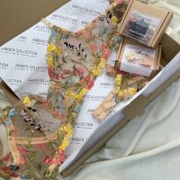 Подаръчна кутия с бельо и натурални сапуни, снимка 4 - Бельо - 45192726