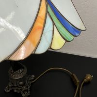 Настолна лампа стил TIFFANY №5440 , снимка 7 - Антикварни и старинни предмети - 45862056